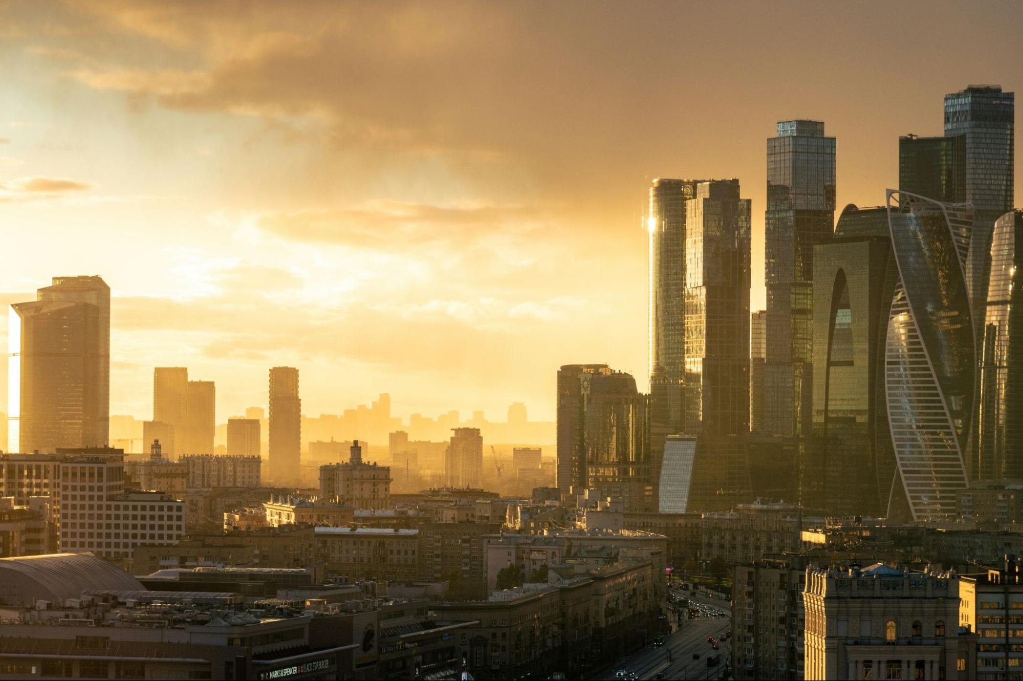 Петербург планирует сократить путь с окраин до Невского до 15 минут