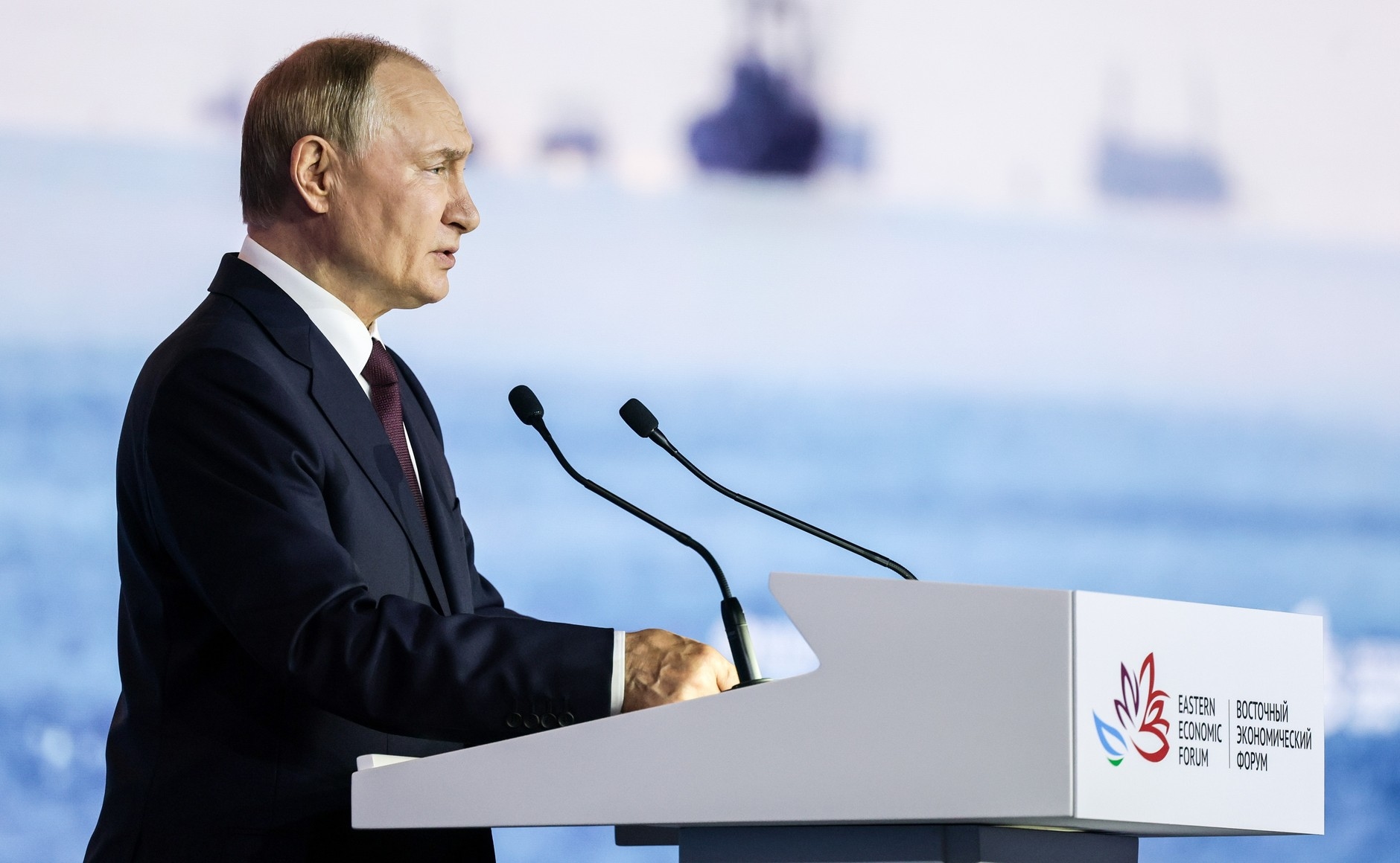 Путин: экономика России должна стать экономикой высоких зарплат