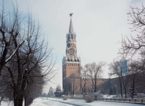 Рубль опять падает. В чем причина?