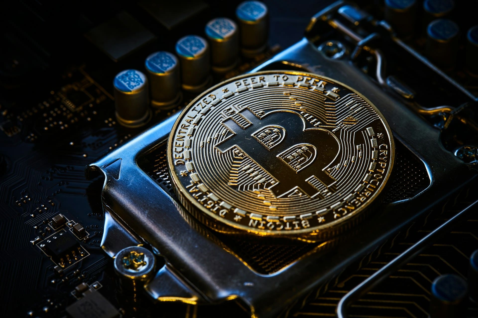 Биткоин побил отметку в 112.000$