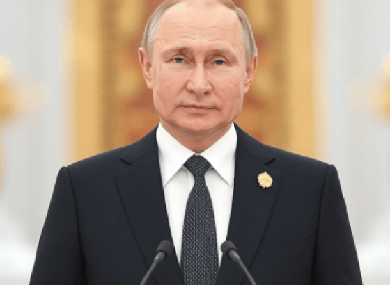 Путин выступил на Восточном экономическом форуме