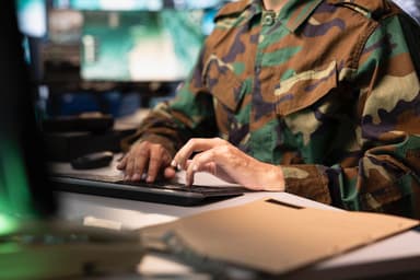Военные в Гвинее-Бисау прервали выборы и отстранили президента