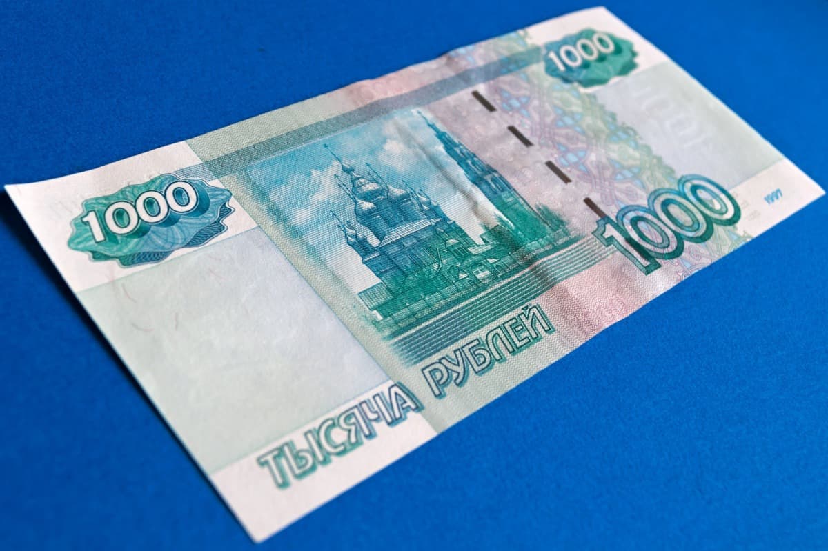 Взятки по 10 тысяч — как выглядит коррупция в России на самом деле