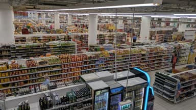 Акции «Ленты» упали на 6% после атаки БПЛА на распределительный центр