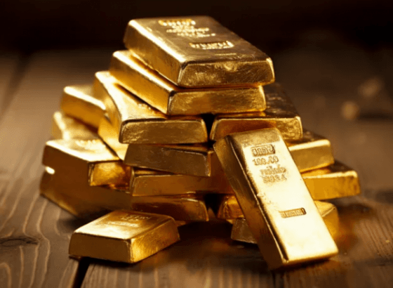 Почему золото не хочет падать?