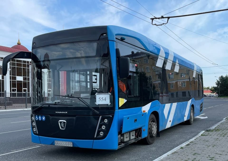 «КАМАЗ» начал тестировать новый троллейбус в регионах России
