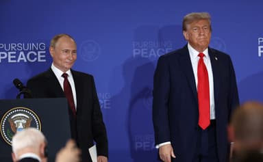 Саммит в Анкоридже: прогресс без сделки, ставка — на «мирный договор» вместо перемирия
