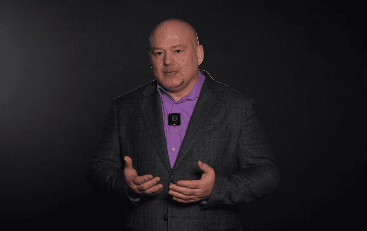 Лучшие инвестидеи, потенциал облигаций и риски дефолтов: интервью с Ярославым Кабаковым из «Финам»