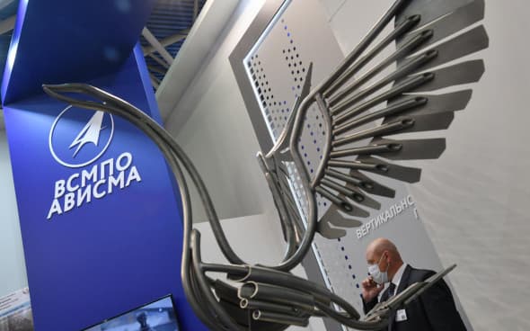 Мантуров: Россия ожидает восстановления партнерства «ВСМПО-Ависма» и Boeing