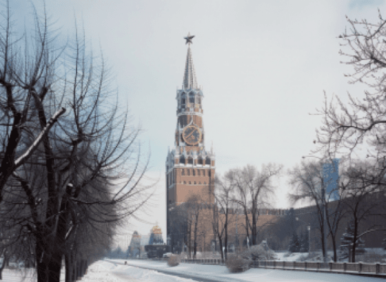 Рубль опять падает. В чем причина?