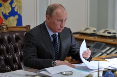 Путин: Россия переходит к экономике высоких зарплат и низкой безработицы