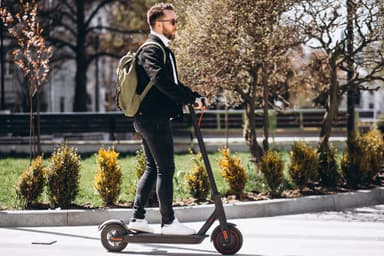 Whoosh снизил долговую нагрузку после погашения, но риски для облигаций сохраняются