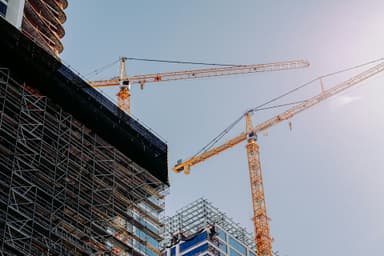 Элитная недвижимость Москвы дорожает на фоне стагнации массового рынка