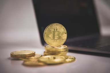 Биткоин взлетел до $111 тысяч в День пиццы