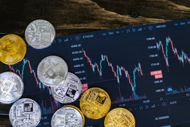 Прогноз по рынку криптовалют на 2025 год. Топ-5 монет для покупки