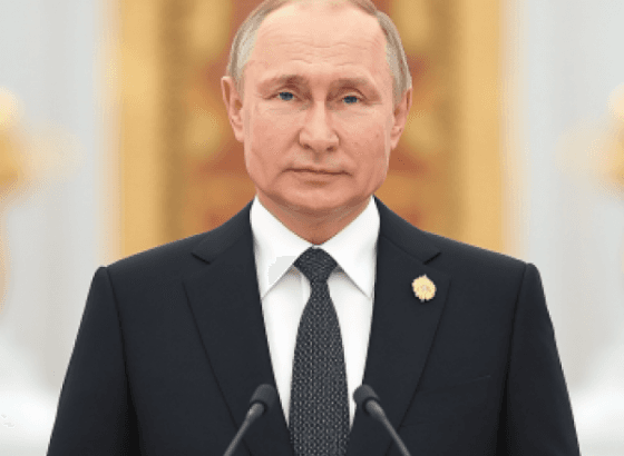 Путин выступил на Восточном экономическом форуме