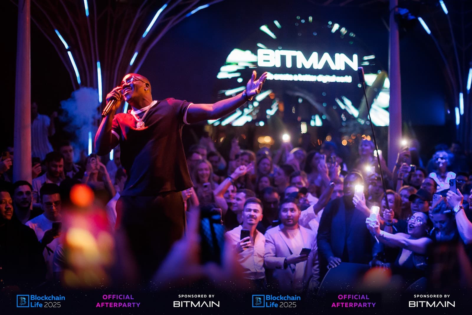 Эксклюзивный сет от Akon