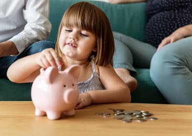 Семьи с двумя детьми смогут вернуть 7% уплаченного НДФЛ