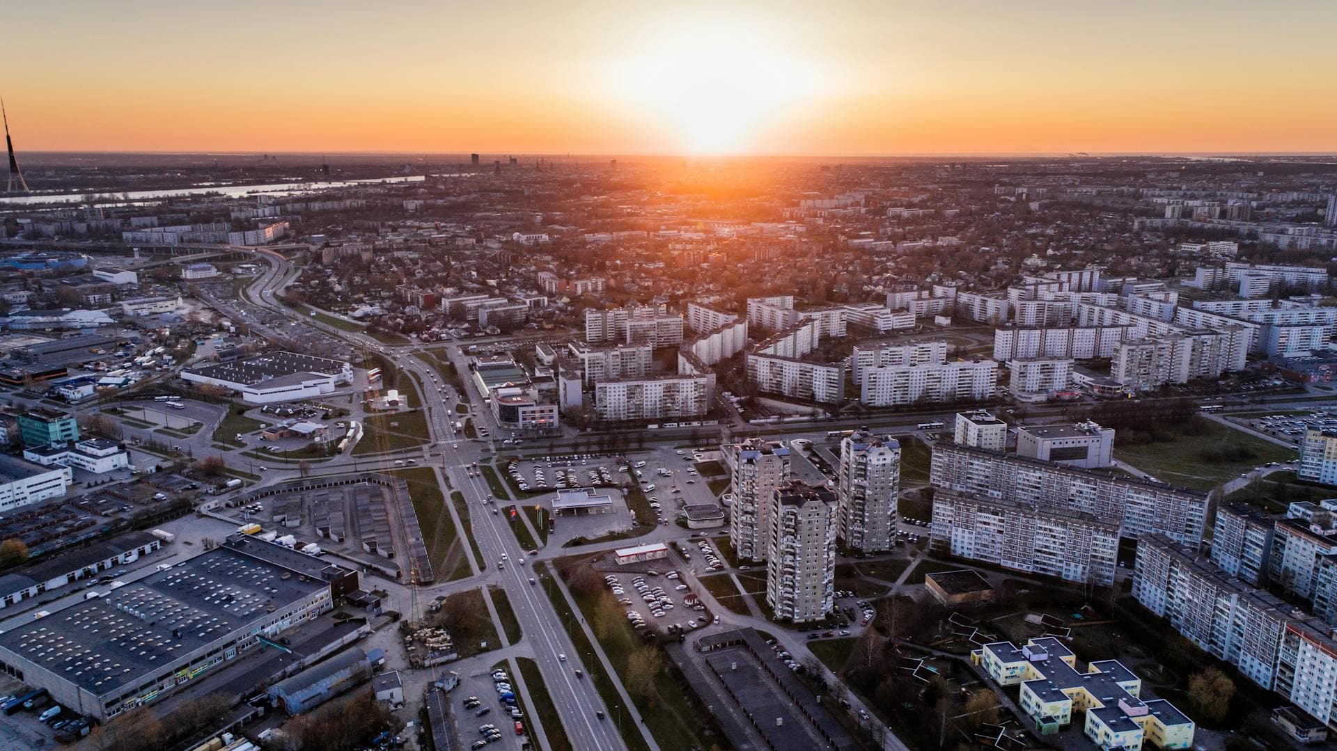 Как заработать на коммерческой недвижимости?