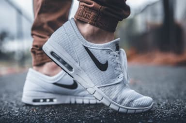 NFT рухнули с $8000 до $16: на Nike подали многомиллионный иск
