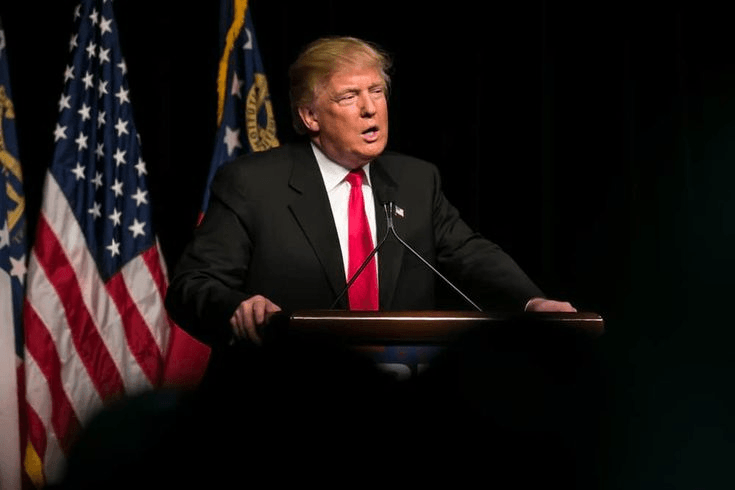Трамп запретит DeepSeek, РФ урезает параллельный импорт, а рубль сильно ослабнет