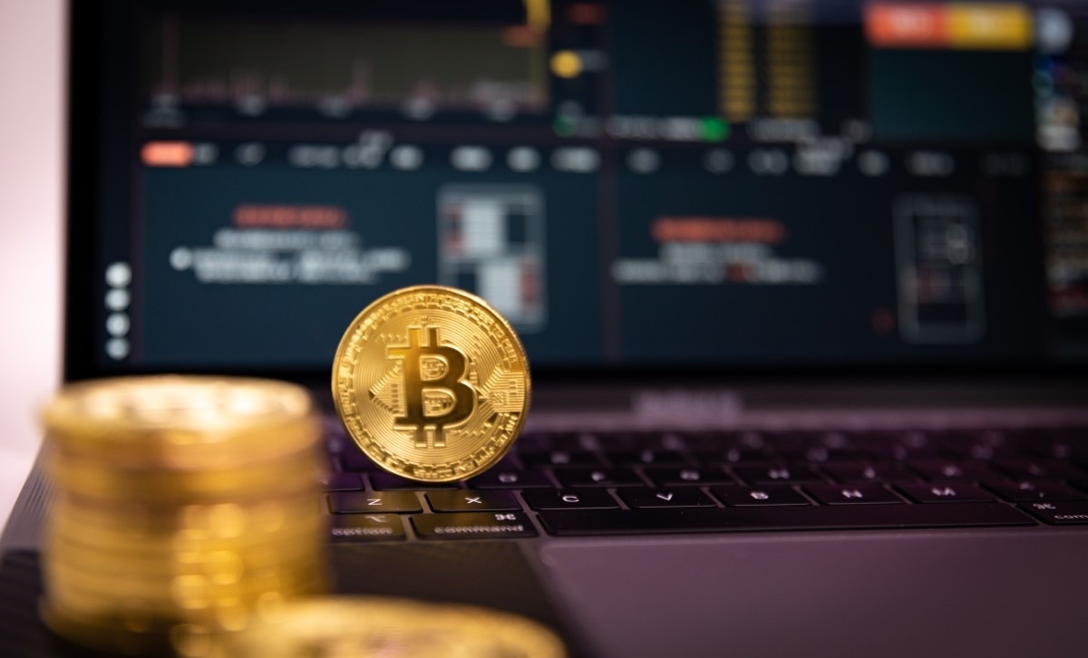 Топ криптовалют для покупки на просадке по версии CryptoDaily