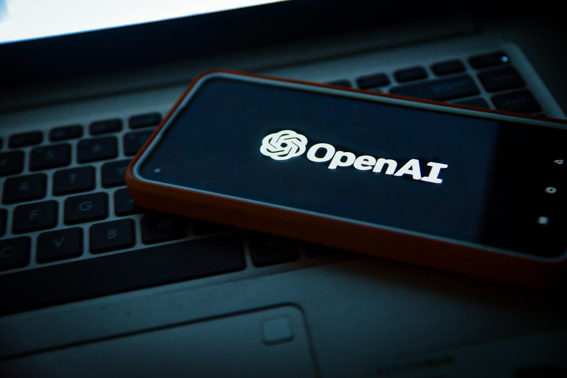 Рынок ИИ меняется: OpenAI больше не привязана только к Microsoft