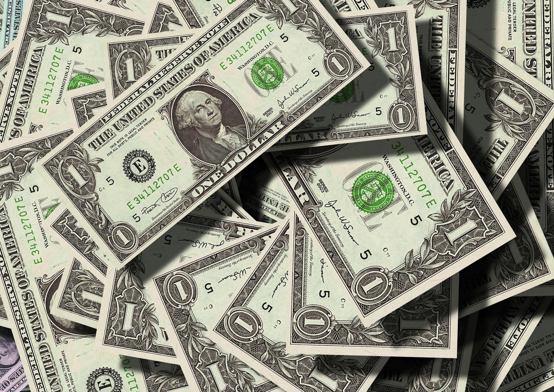 DXY упал. Хороним доллар? Рано!