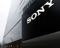 Sony распродает