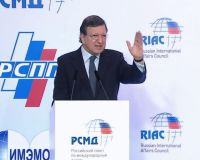 Баррозу: ЕС не уведомил