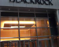 BlackRock: играйте