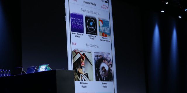 Apple представила iTunes