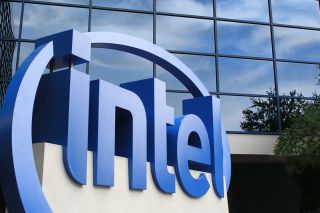 Выручка Intel подросла