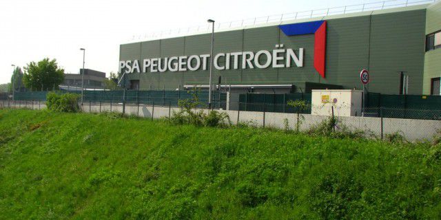 Peugeot продаст 50%