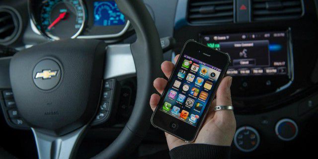 CarPlay: Apple подружила