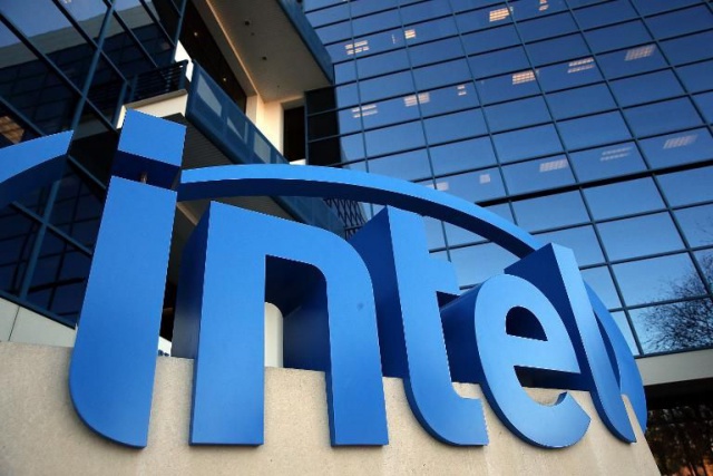 Intel увеличил прибыль