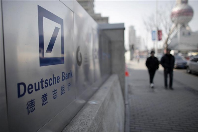 Deutsche Bank понизил