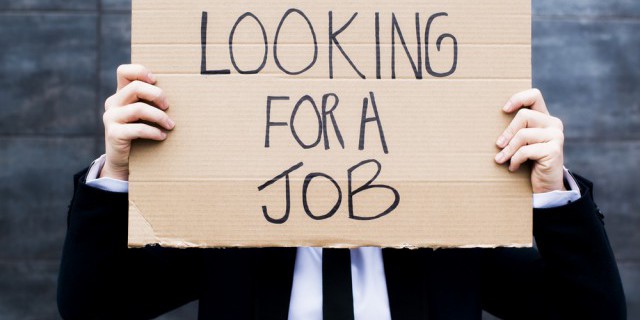 Безработица снижается в