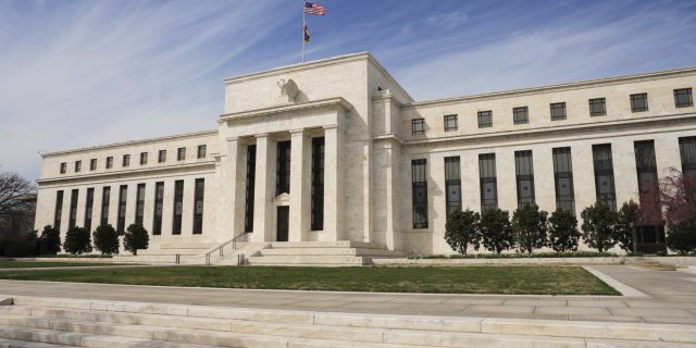 Эксперты: ФРС повысит