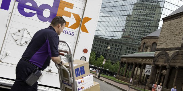 Прибыль FedEx выросла