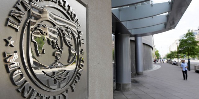МВФ предупредил о рисках