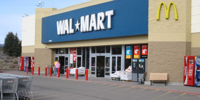 Wal-Mart вступает в
