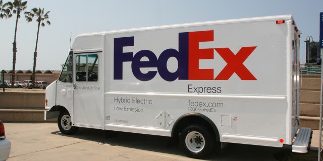 FedEx купит 50 грузовых