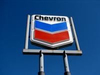 Прибыль Chevron рухнула