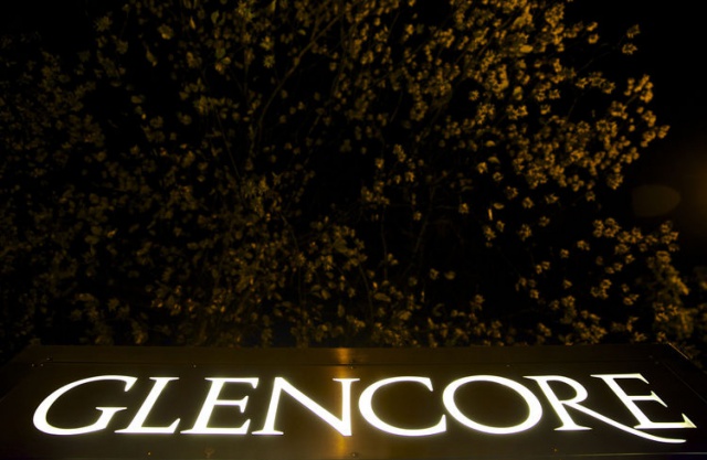 Акции Glencore упали до