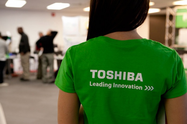 СМИ: Toshiba уволит 7