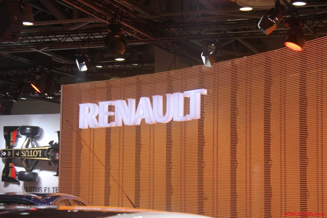Взялись за Renault. Кто