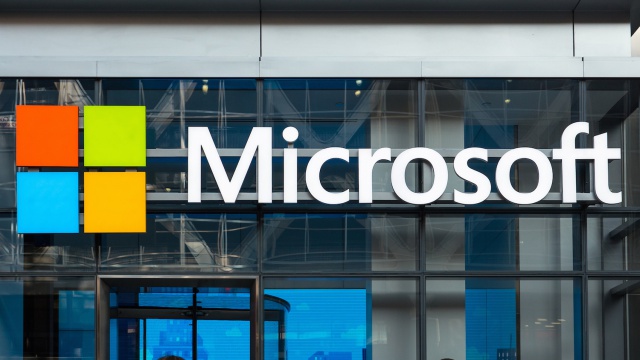 Microsoft продает бизнес