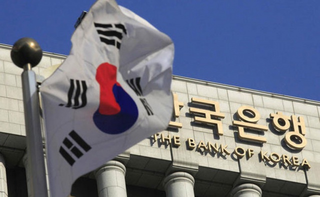 Банк Кореи снизил