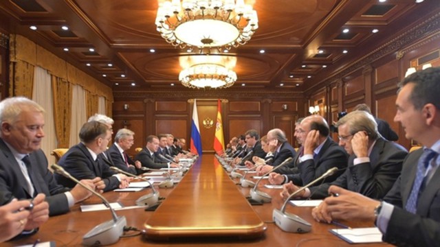 Медведев: РФ и Испания